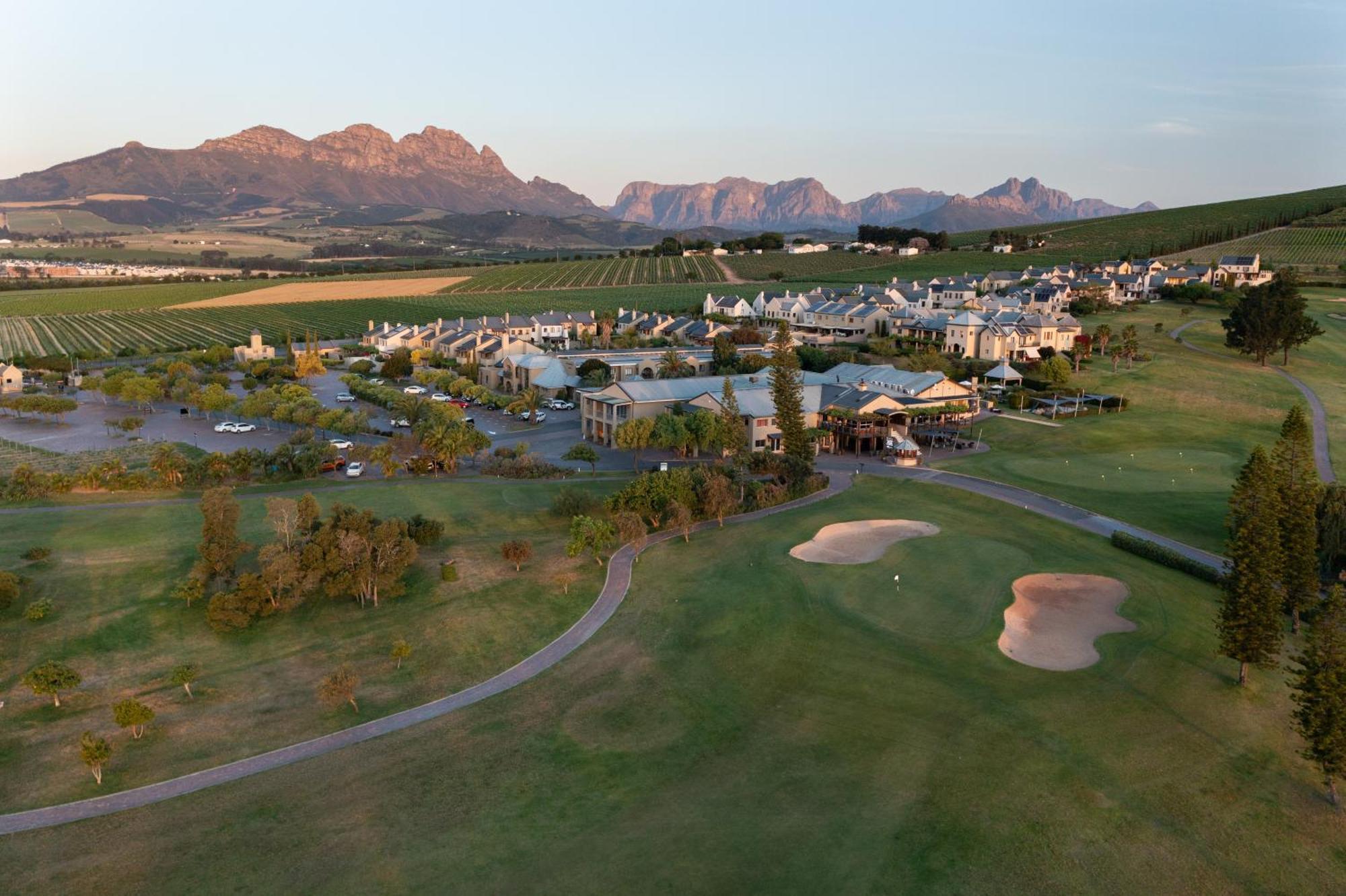 Devonvale Golf & Wine Estate Hotel Stellenbosch Exterior foto